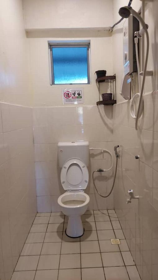 Karya Story Hostel Kudat Luaran gambar
